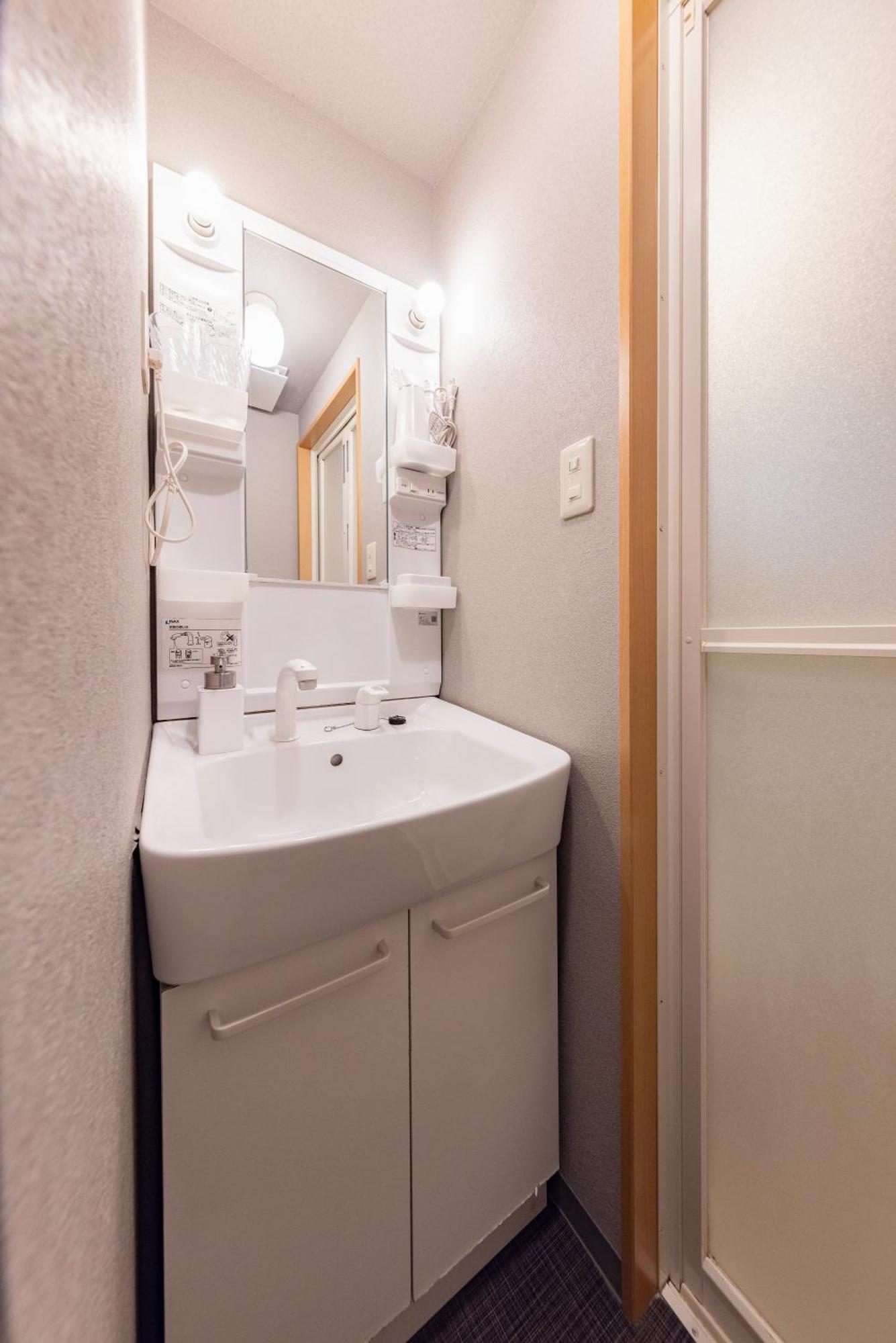 Ritz Place Nishikujo Осака Екстер'єр фото