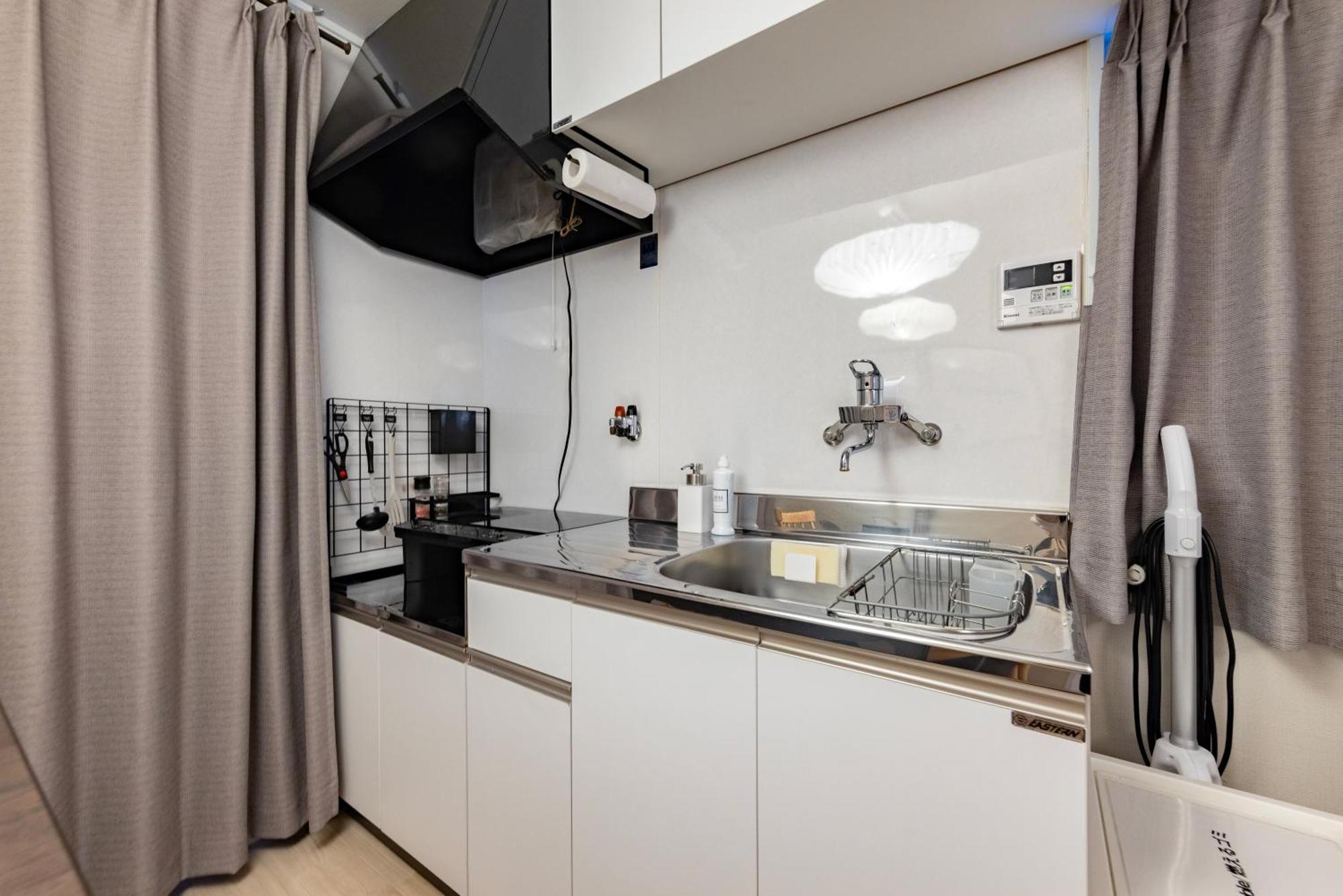 Ritz Place Nishikujo Осака Екстер'єр фото
